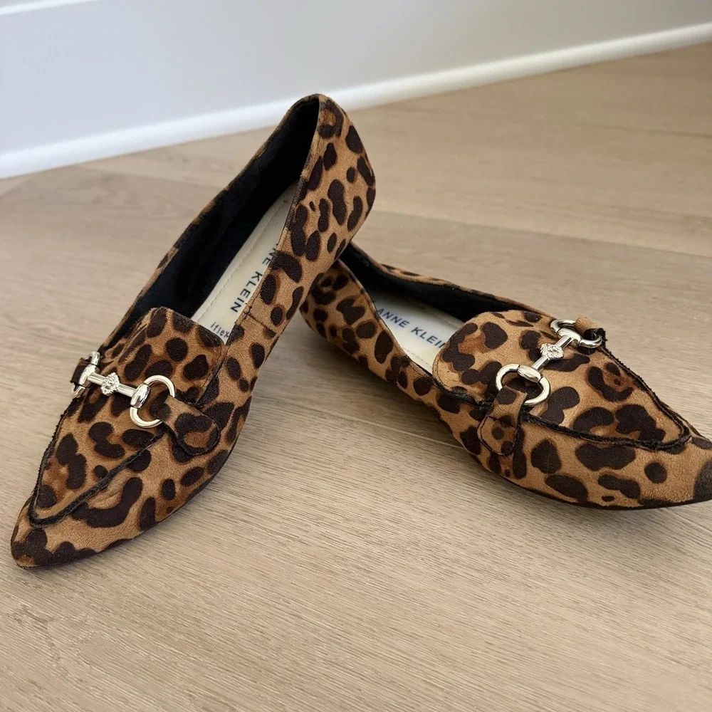 Anne Klein iflex Akoverbook Loafers Black Brown Leopard Print Pointed Toe Size 8